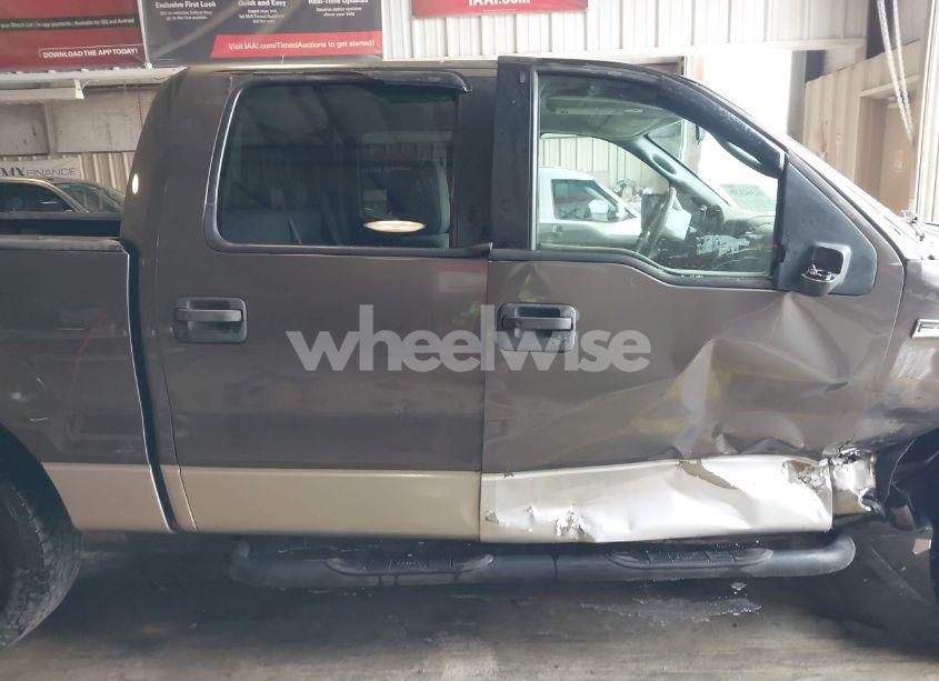 Photo 13 of 2005 Ford F-150 LARIAT/XLT (VIN 1FTPW12545FA22566)