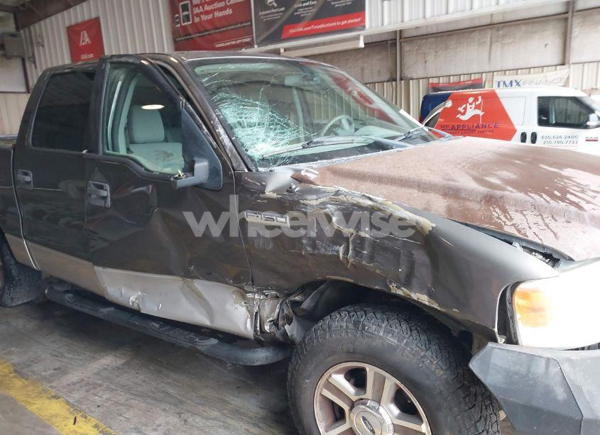 Photo 6 of 2005 Ford F-150 LARIAT/XLT (VIN 1FTPW12545FA22566)