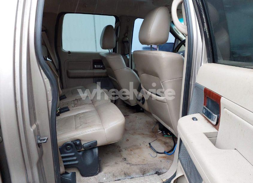 Photo 8 of 2005 Ford F-150 LARIAT/XLT (VIN 1FTPW12545KD04634)