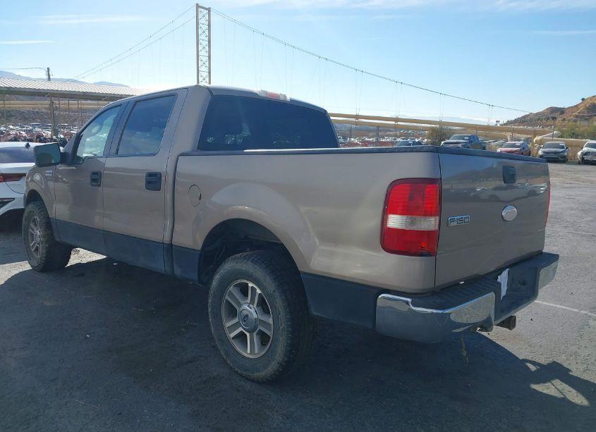 Photo 3 of 2006 Ford F-150 LARIAT/XLT (VIN 1FTPW12546KD29082)