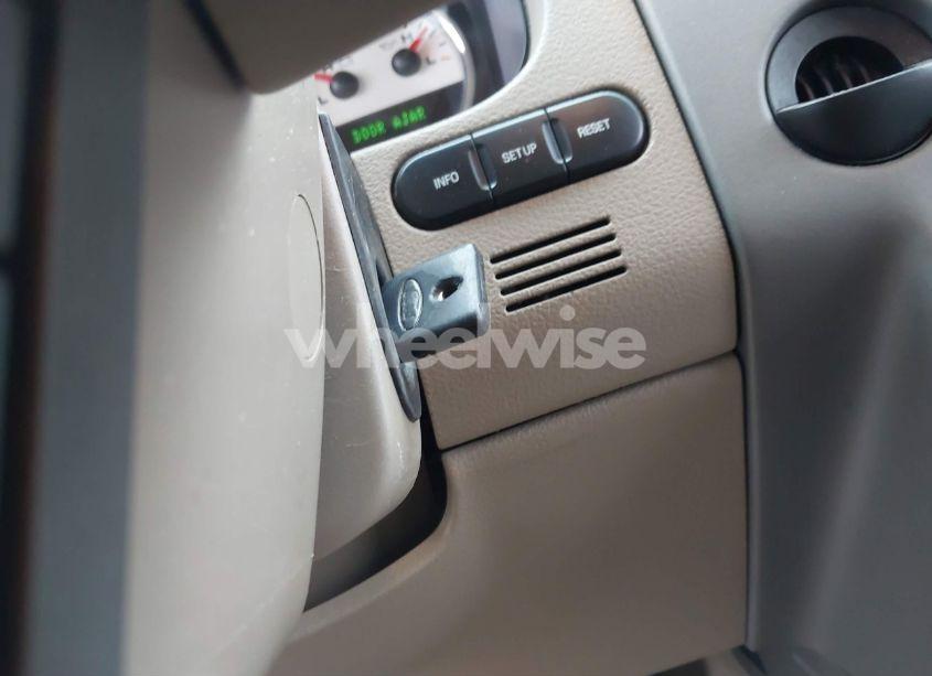 Photo 11 of 2007 Ford F-150 LARIAT/XLT (VIN 1FTPW12547KC02088)