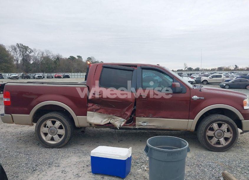 Photo 13 of 2007 Ford F-150 LARIAT/XLT (VIN 1FTPW12547KC02088)