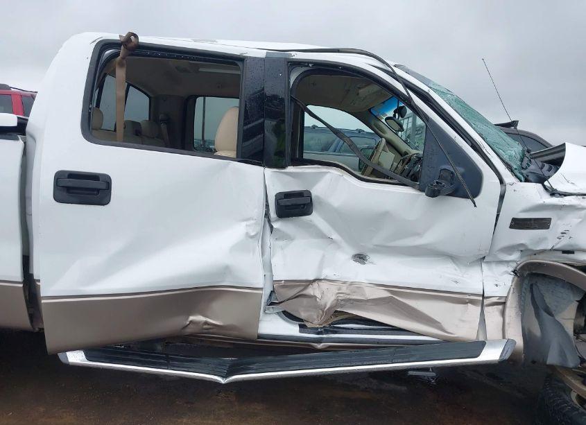 Photo 13 of 2004 Ford F-150 LARIAT/XLT (VIN 1FTPW12554KD64923)