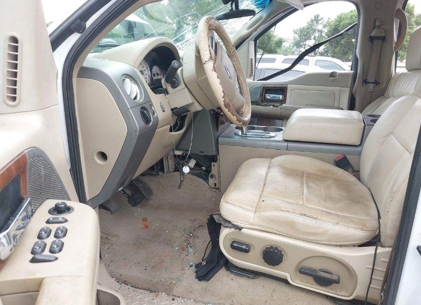 Photo 5 of 2004 Ford F-150 LARIAT/XLT (VIN 1FTPW12554KD64923)