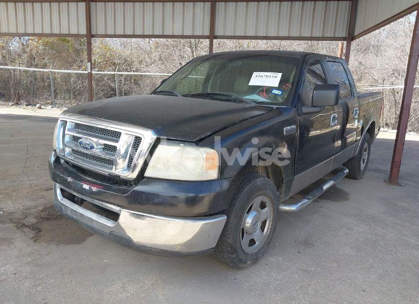 Photo 2 of 2005 Ford F-150 LARIAT/XLT (VIN 1FTPW12555KC57534)