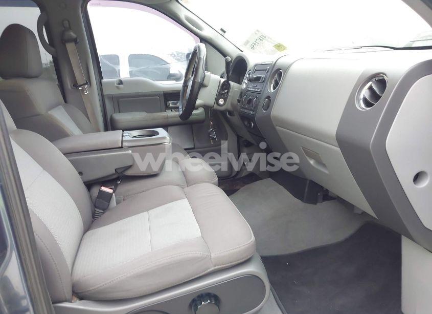 Photo 5 of 2005 Ford F-150 LARIAT/XLT (VIN 1FTPW12555KC64581)