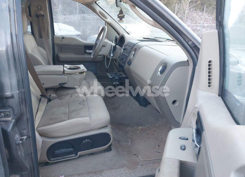 Photo 5 of 2005 Ford F-150 LARIAT/XLT (VIN 1FTPW12555KC75659)