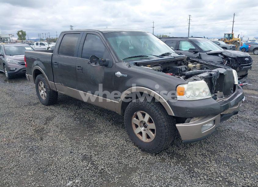 2005 Ford F-150 LARIAT/XLT (VIN 1FTPW12555KE71004) main photo