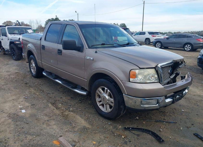 2005 Ford F-150 LARIAT/XLT (VIN 1FTPW12565KD46531) main photo