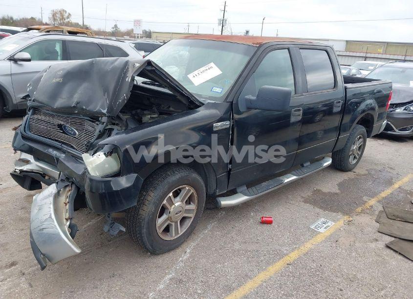 Photo 2 of 2005 Ford F-150 LARIAT/XLT (VIN 1FTPW12565KD82574)