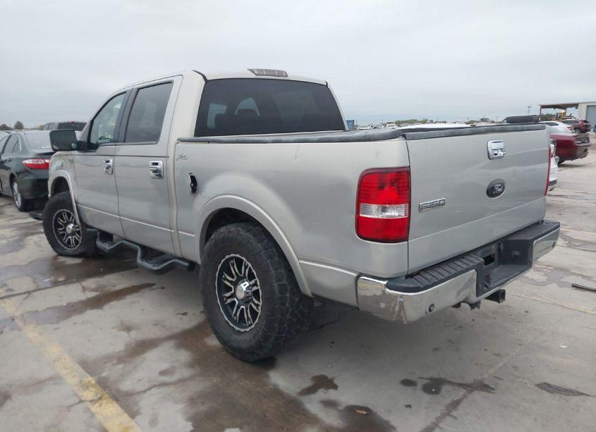 Photo 3 of 2006 Ford F-150 LARIAT/XLT (VIN 1FTPW12566FA08749)