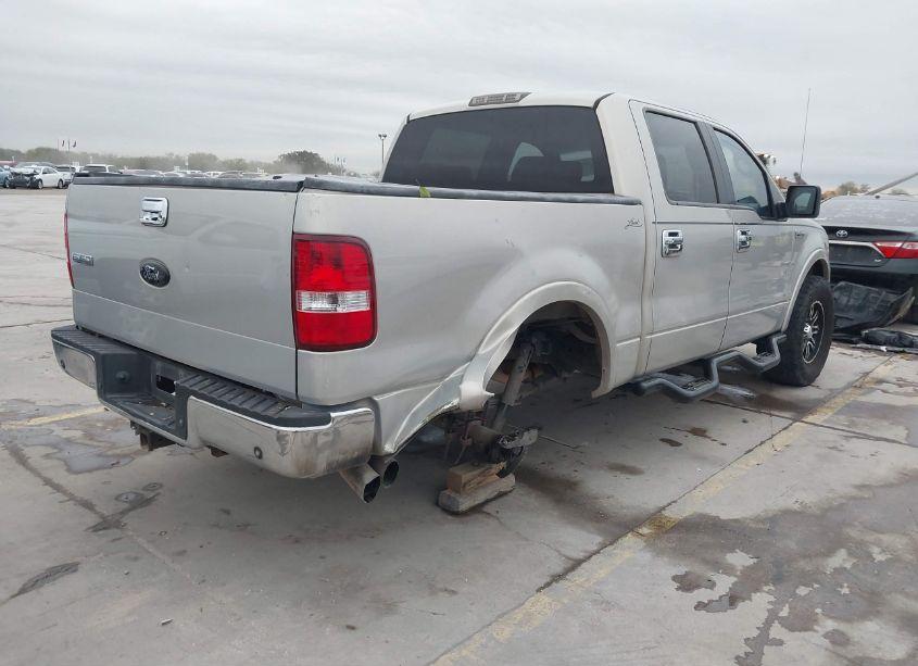 Photo 4 of 2006 Ford F-150 LARIAT/XLT (VIN 1FTPW12566FA08749)