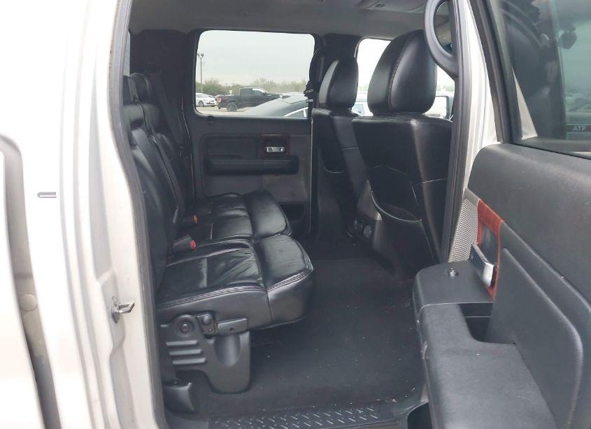 Photo 8 of 2006 Ford F-150 LARIAT/XLT (VIN 1FTPW12566FA08749)