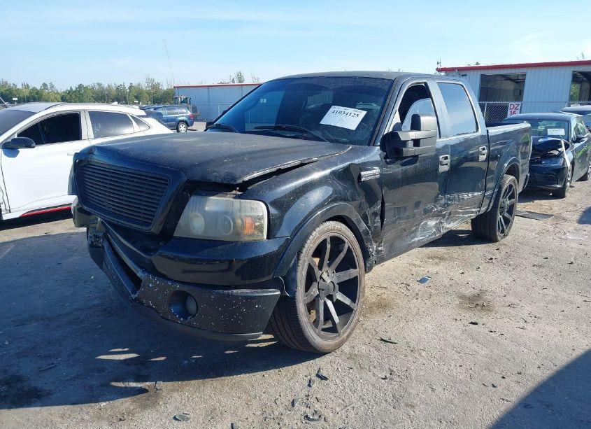 Photo 2 of 2006 Ford F-150 LARIAT/XLT (VIN 1FTPW12566KA90859)