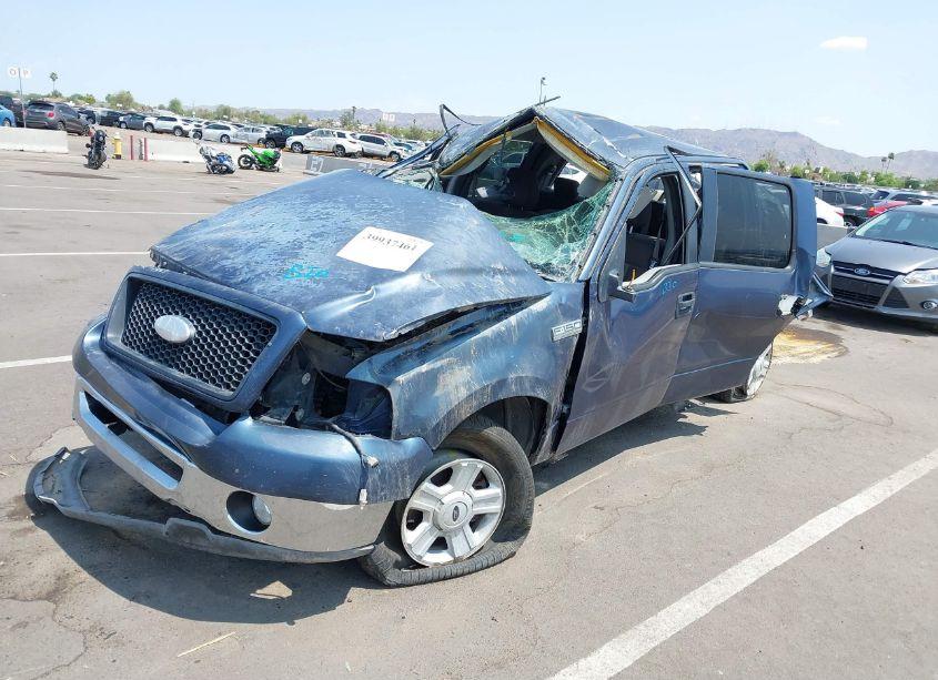 Photo 2 of 2006 Ford F-150 LARIAT/XLT (VIN 1FTPW12566KB29823)