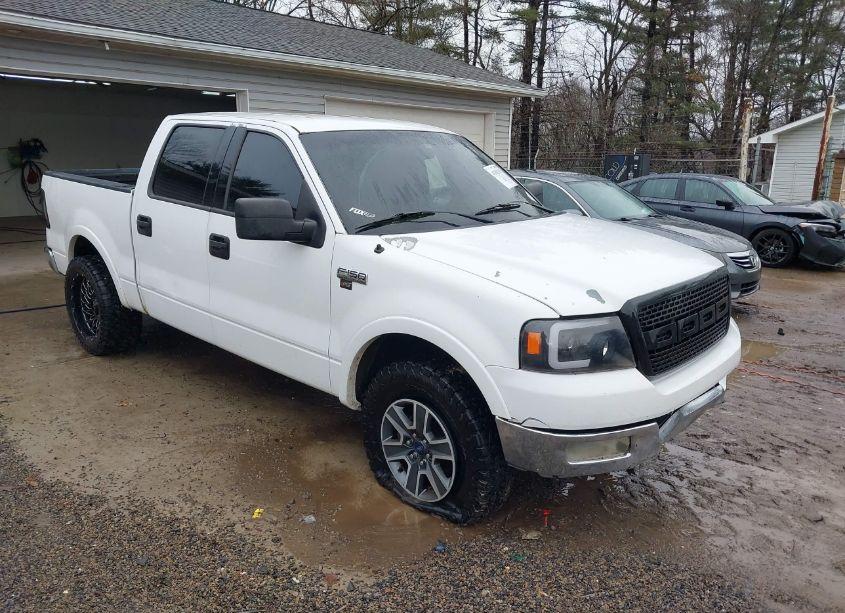 2004 Ford F-150 LARIAT/XLT (VIN 1FTPW12574KB74055) main photo