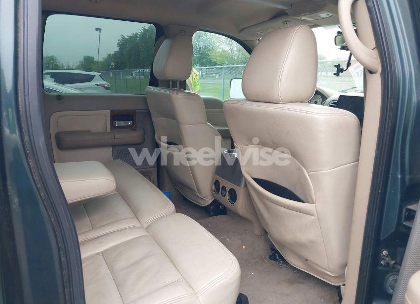 Photo 8 of 2004 Ford F-150 LARIAT/XLT (VIN 1FTPW12574KC02677)