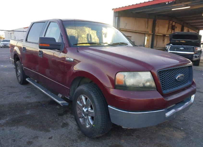 2004 Ford F-150 LARIAT/XLT (VIN 1FTPW12574KC08317) main photo