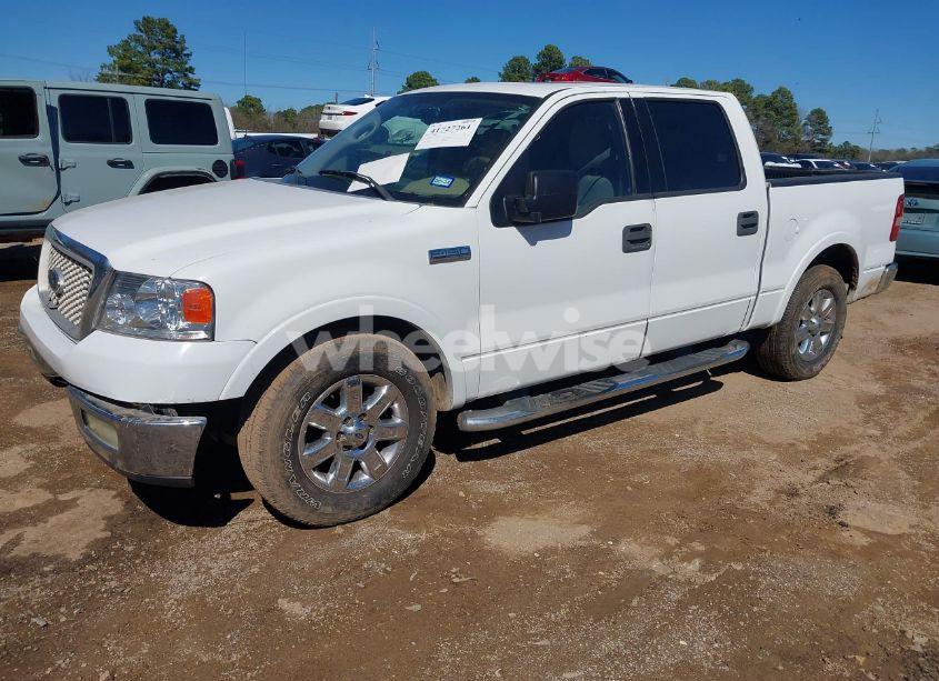 Photo 2 of 2004 Ford F-150 LARIAT/XLT (VIN 1FTPW12574KC21648)