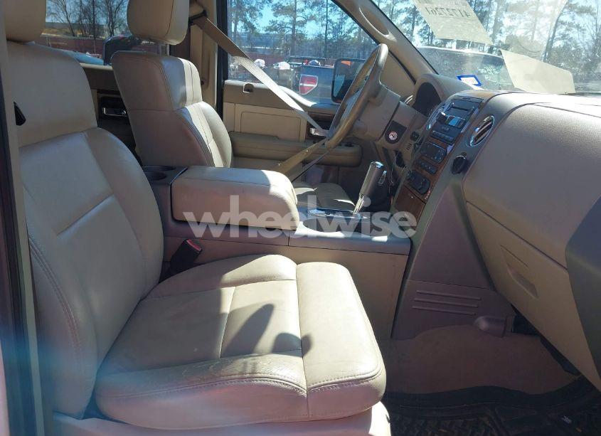 Photo 5 of 2004 Ford F-150 LARIAT/XLT (VIN 1FTPW12574KC21648)