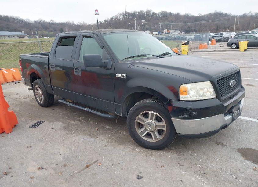 2005 Ford F-150 LARIAT/XLT (VIN 1FTPW12575FB05859) main photo