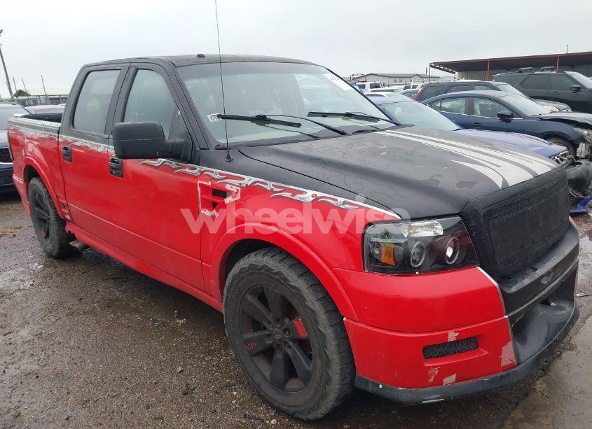 2006 Ford F-150 LARIAT/XLT (VIN 1FTPW12576KB74642) main photo