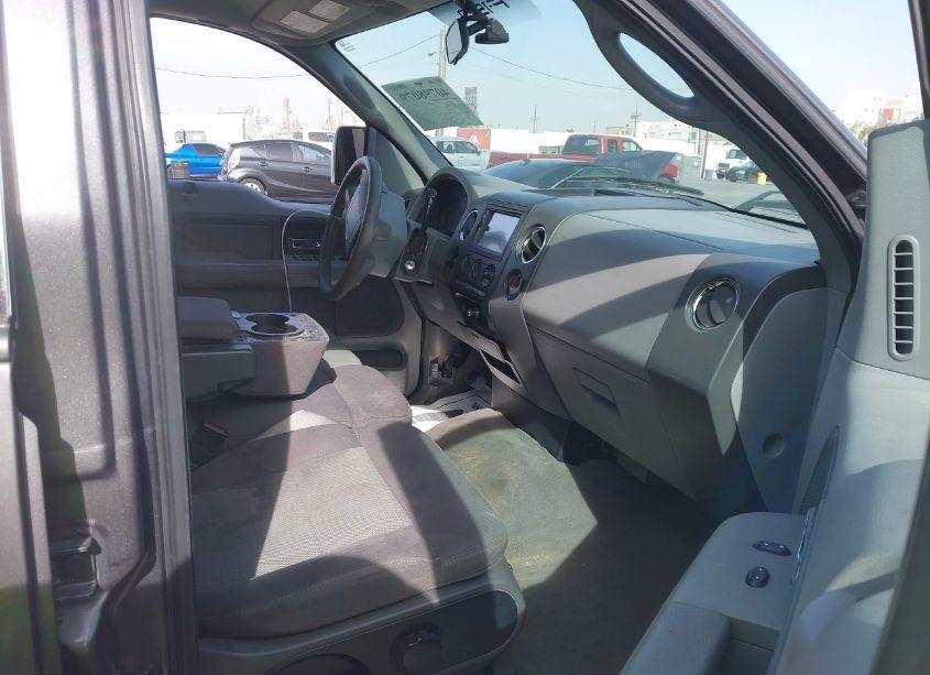 Photo 5 of 2004 Ford F-150 LARIAT/XLT (VIN 1FTPW12584KA09275)