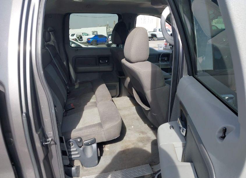 Photo 8 of 2004 Ford F-150 LARIAT/XLT (VIN 1FTPW12584KA09275)