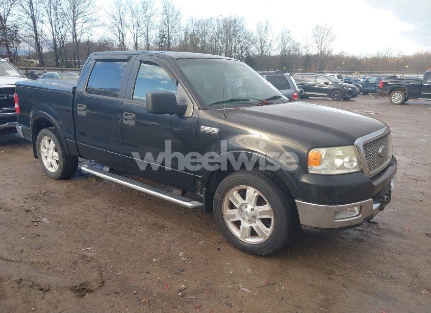2005 Ford F-150 LARIAT/XLT (VIN 1FTPW12585FA83421) main photo