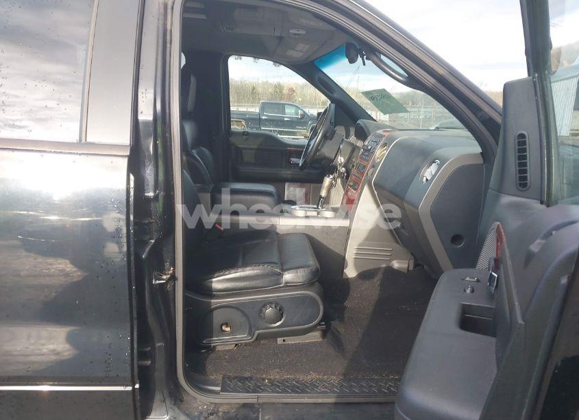 Photo 5 of 2005 Ford F-150 LARIAT/XLT (VIN 1FTPW12585FA83421)