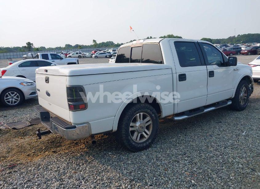 Photo 4 of 2005 Ford F-150 LARIAT/XLT (VIN 1FTPW12585KD49107)