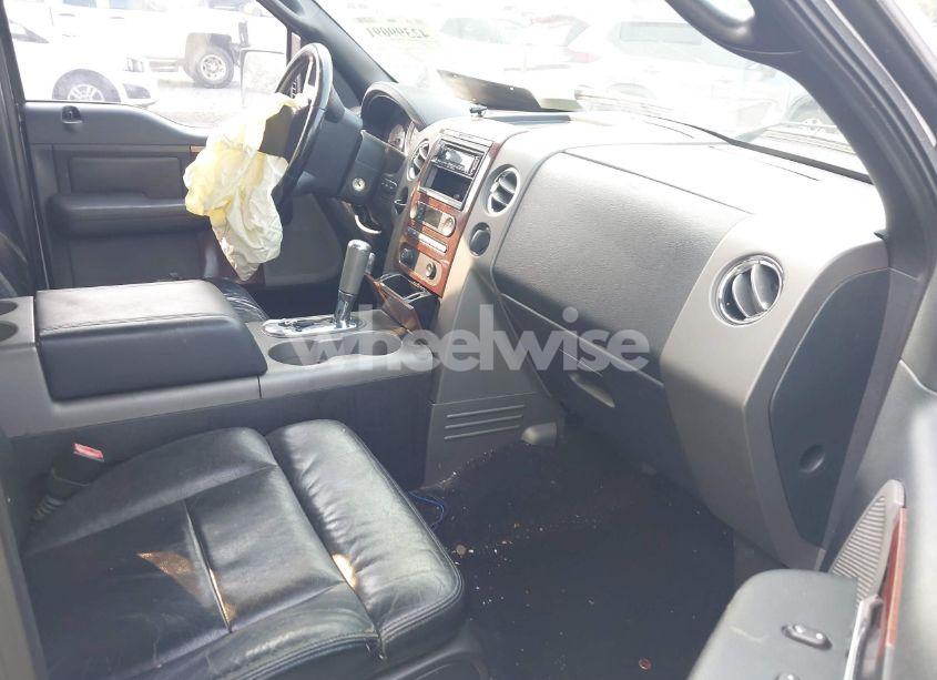 Photo 5 of 2005 Ford F-150 LARIAT/XLT (VIN 1FTPW12585KD49107)