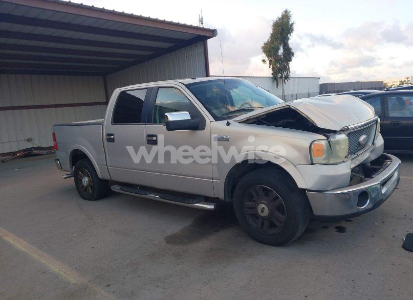 Photo 13 of 2006 Ford F-150 LARIAT/XLT (VIN 1FTPW12586FB18962)