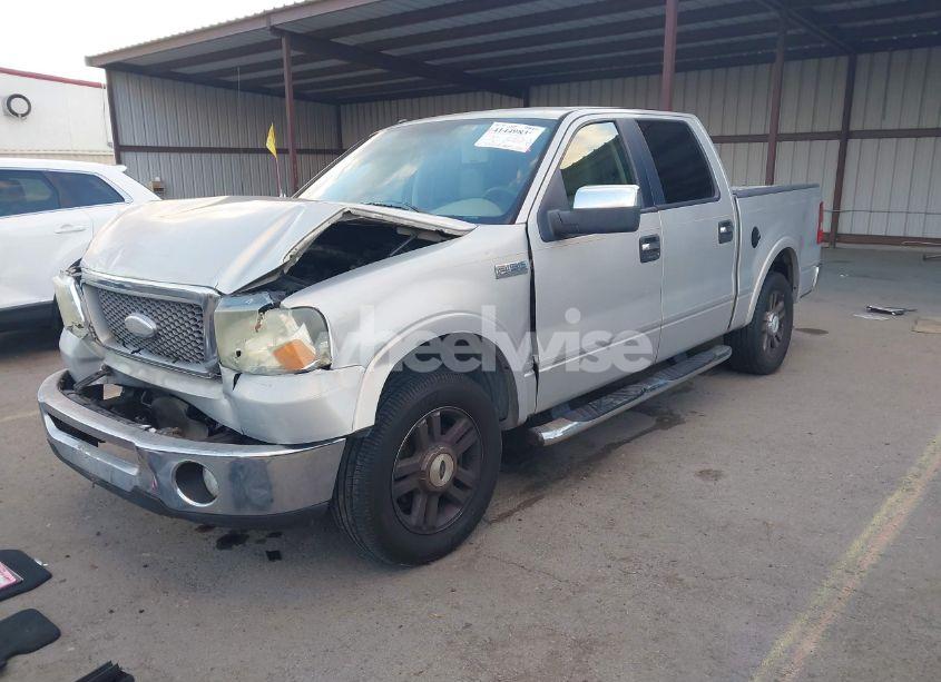 Photo 2 of 2006 Ford F-150 LARIAT/XLT (VIN 1FTPW12586FB18962)