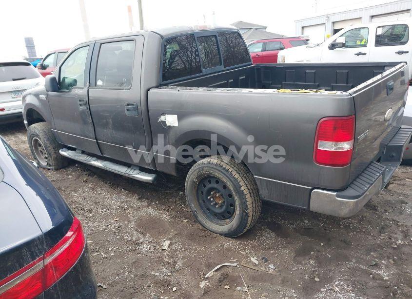Photo 3 of 2006 Ford F-150 LARIAT/XLT (VIN 1FTPW12586KA82956)