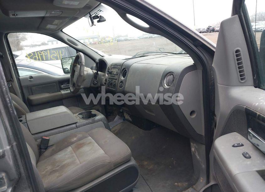 Photo 5 of 2006 Ford F-150 LARIAT/XLT (VIN 1FTPW12586KA82956)