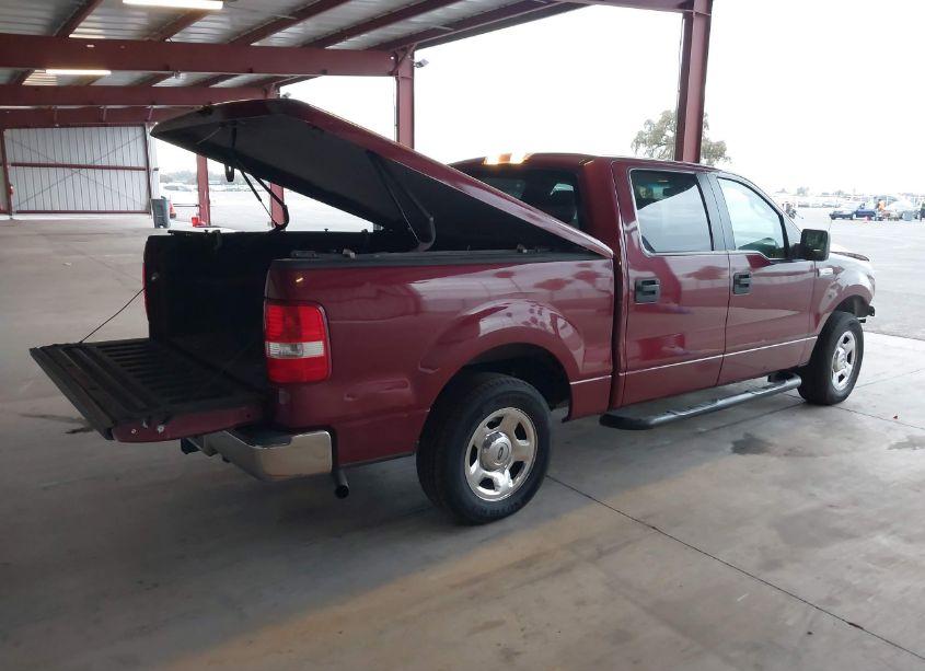Photo 4 of 2006 Ford F-150 LARIAT/XLT (VIN 1FTPW12586KB05426)