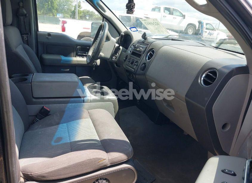 Photo 5 of 2004 Ford F-150 LARIAT/XLT (VIN 1FTPW12594KC37849)