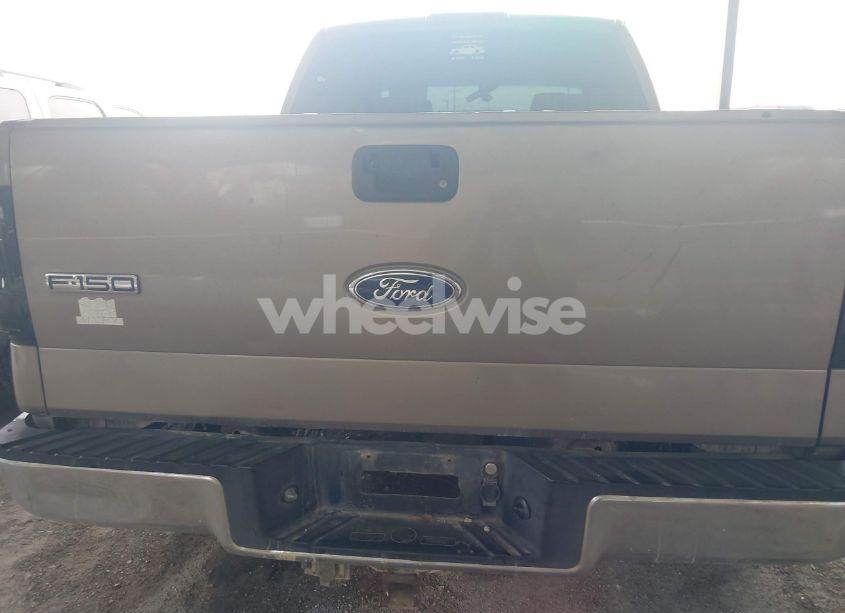 Photo 12 of 2005 Ford F-150 LARIAT/XLT (VIN 1FTPW12595FA06198)
