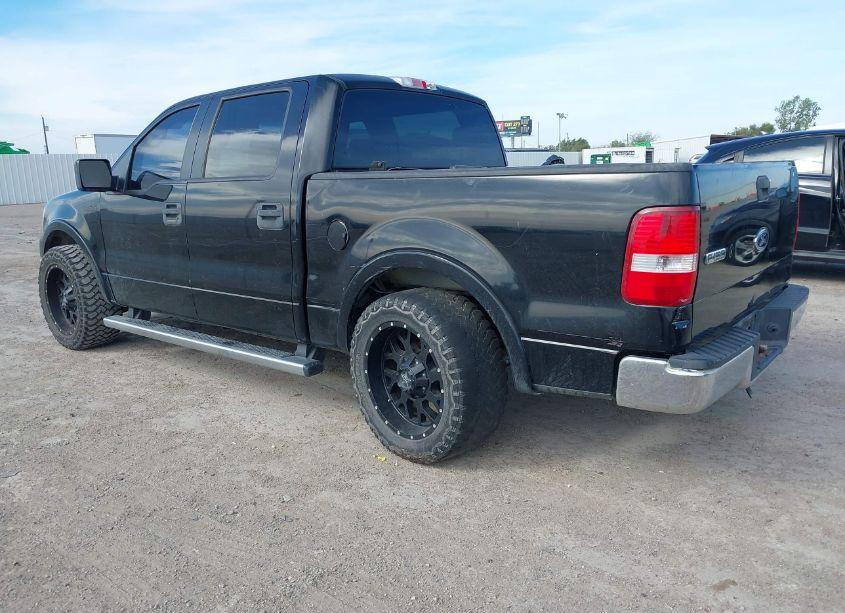 Photo 3 of 2005 Ford F-150 LARIAT/XLT (VIN 1FTPW12595KE96925)