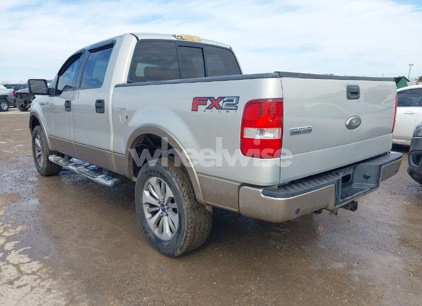 Photo 3 of 2006 Ford F-150 LARIAT/XLT (VIN 1FTPW12596FA26744)