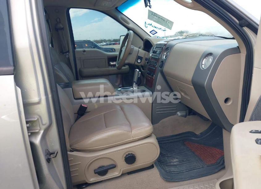 Photo 5 of 2006 Ford F-150 LARIAT/XLT (VIN 1FTPW12596FA26744)