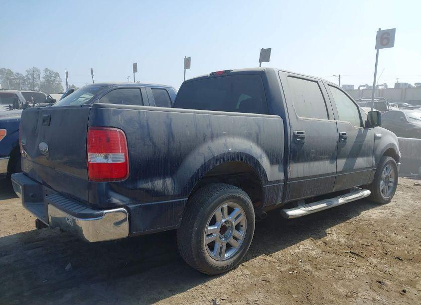 Photo 4 of 2006 Ford F-150 LARIAT/XLT (VIN 1FTPW12596KA82612)