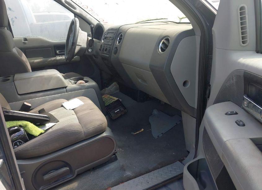 Photo 5 of 2006 Ford F-150 LARIAT/XLT (VIN 1FTPW12596KA82612)