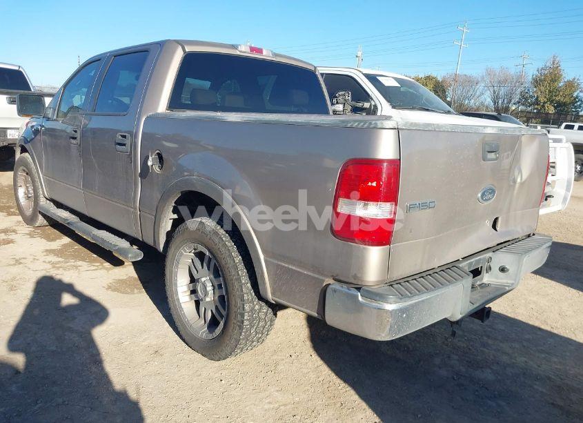 Photo 3 of 2005 Ford F-150 LARIAT/XLT (VIN 1FTPW125X5KB59664)