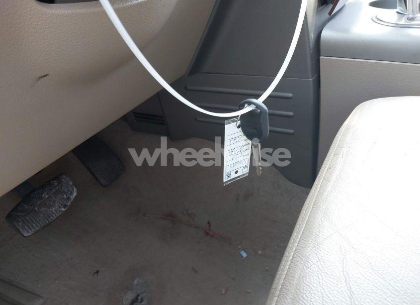 Photo 12 of 2005 Ford F-150 LARIAT/XLT (VIN 1FTPW125X5KD57371)