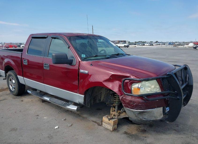 Photo 6 of 2005 Ford F-150 LARIAT/XLT (VIN 1FTPW125X5KD79371)