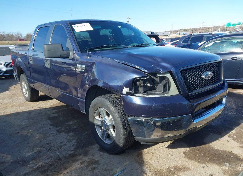 2005 Ford F-150 LARIAT/XLT (VIN 1FTPW125X5KE77851) main photo