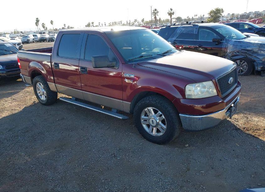 2006 Ford F-150 LARIAT/XLT (VIN 1FTPW12V06KD89344) main photo