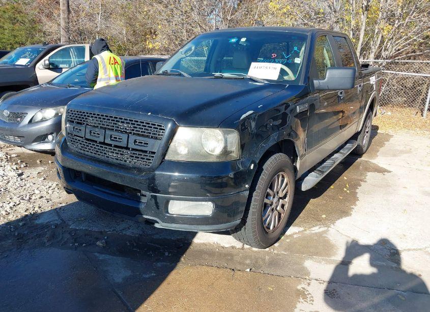 Photo 2 of 2007 Ford F-150 LARIAT/XLT (VIN 1FTPW12V07KC12262)